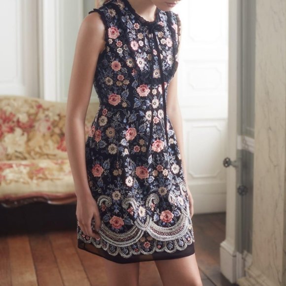 BHLDN Needle & Thread Dress fits size US 0 2 $599 - Picture 7 of 7